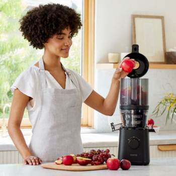 Nama J2 Cold Press Juicer